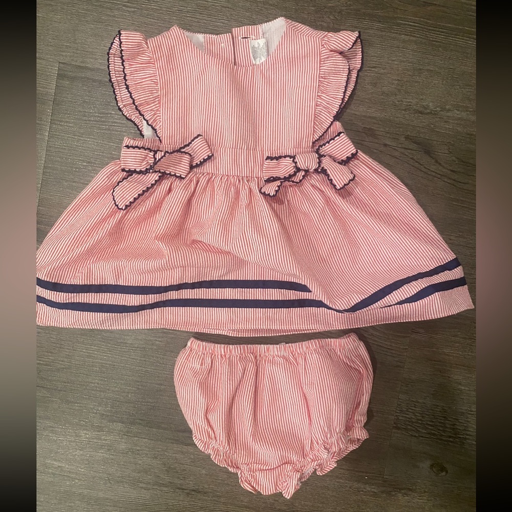 Seersucker bow dress set